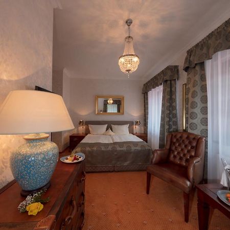 The Lakeside - Burghotel Zu Strausberg Luaran gambar
