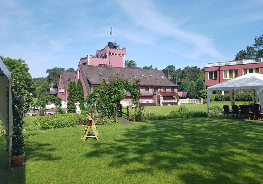 The Lakeside - Burghotel Zu Strausberg Luaran gambar