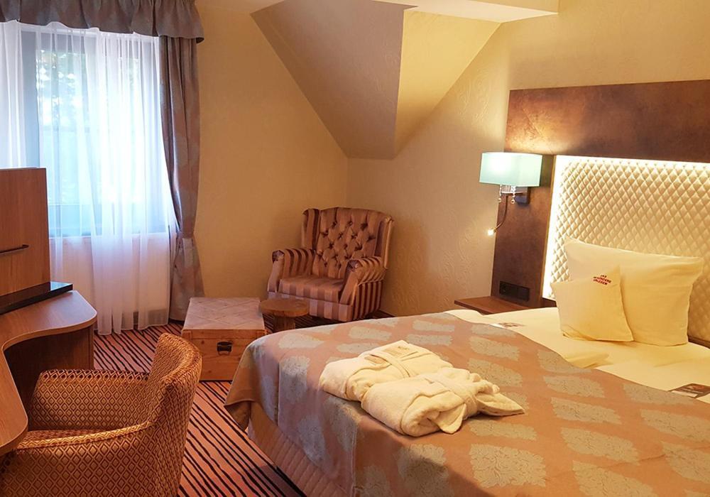 The Lakeside - Burghotel Zu Strausberg Luaran gambar